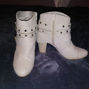 Women's Boots